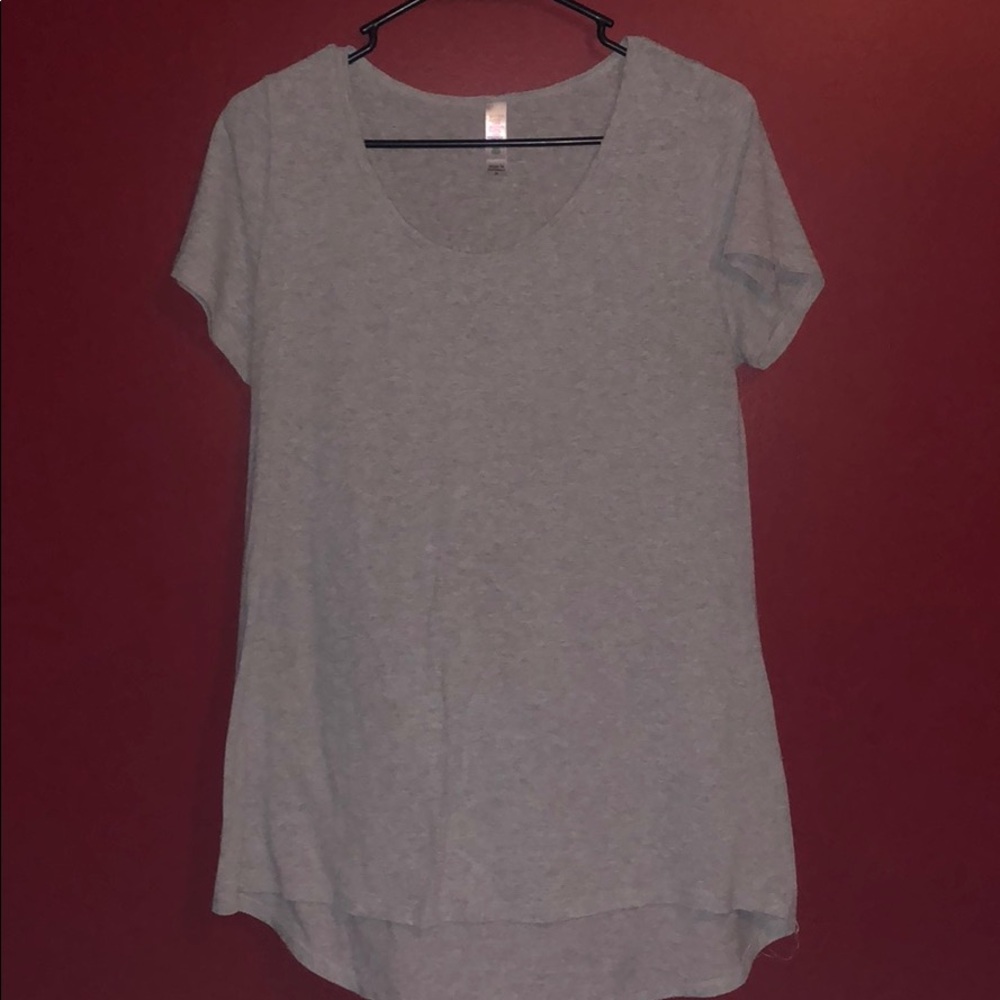Lularoe solid gray classic tee.